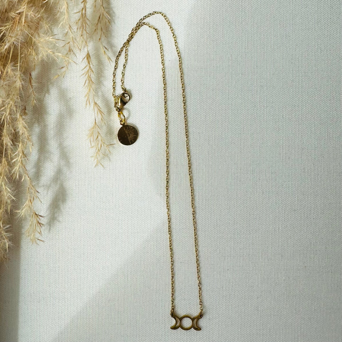 Moon manifest gold & silber