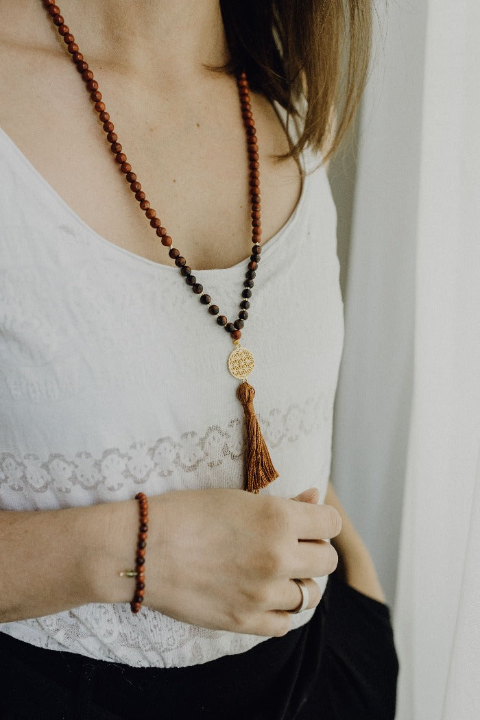 Human Design Schmuck-Set bestehend aus Kette und Armband für den Generator.