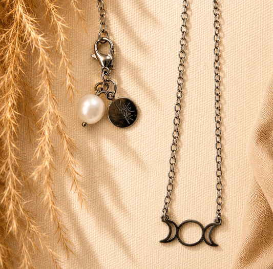 Moon manifest gold & silber